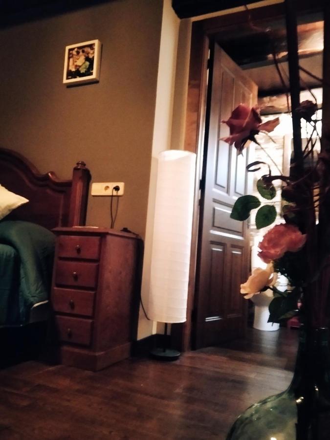 Apartamento La Corrada ซานตาเอวลาเลีย เด โอสโกส ภายนอก รูปภาพ